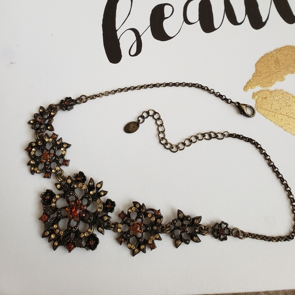 A beautiful bronze necklace with a classic and antique style - Picture 2 of 10
